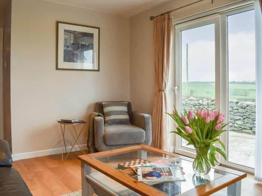Cremlyn Lodge Beaumaris Bagian luar foto
